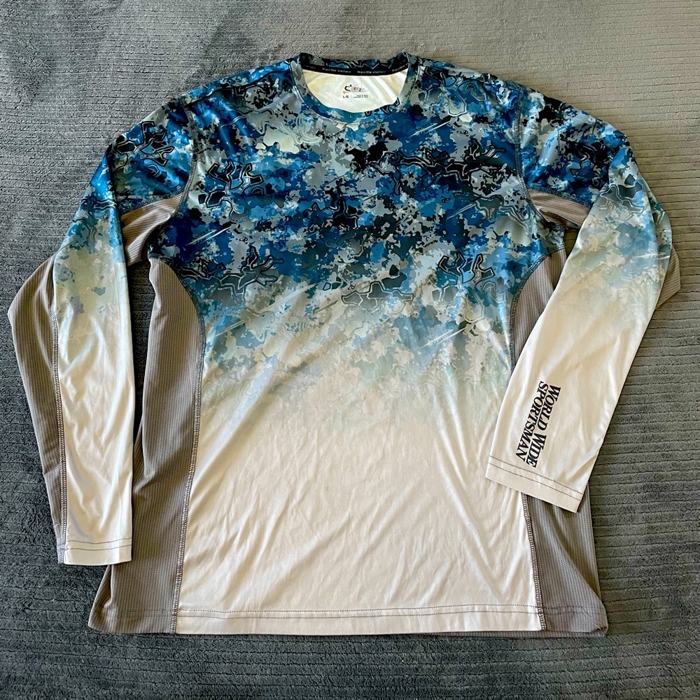 Large long sleeve UPF 50+, perfect condition lightweight shirt.